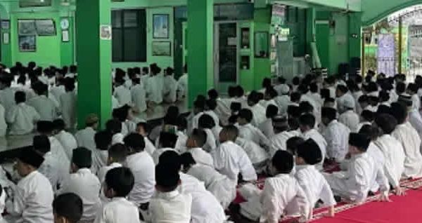 Dari Masjid untuk Umat: Cahaya Dakwah Al Chasanah Kini Menyapa Online